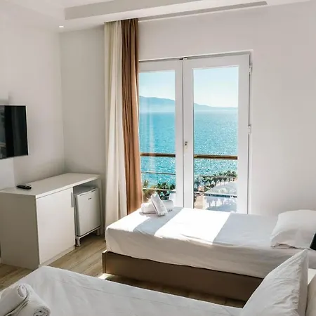 Helia Bay 4* Saranda