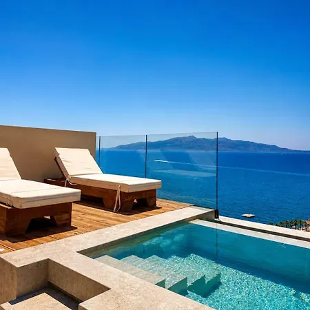 Helia Bay Hotel 4*